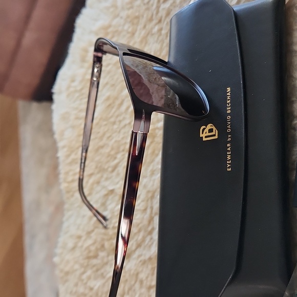 NWT Men's David Beckham Sunglasses 😎 - Picture 8 of 15